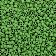 Miyuki kralen delica's 11/0 Opaque matte green DB-754