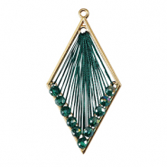 Gehaakte hanger met macramé draad en facetkraaltjes ruit Gold-metallic dark green