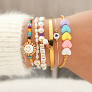 Inspiratiesets Deze leuke sieraden maak je met acryl letterkralen