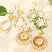 Inspiratiesets Oorbellen inspiratie met resin hangers met droogbloemen