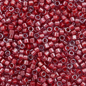 Miyuki kralen delica's 11/0 Cranberry lined luster crystal red