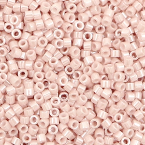 Miyuki kralen delica's 11/0 Opaque pink champagne ceylon DB-1535