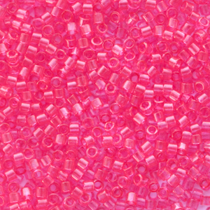 Miyuki kralen delica's 11/0 Transparent dyed bubble gum pink DB-1308