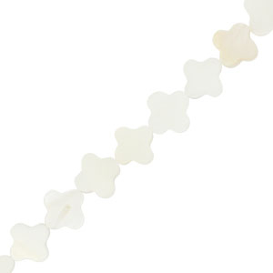 Schelp kralen klaver Off white