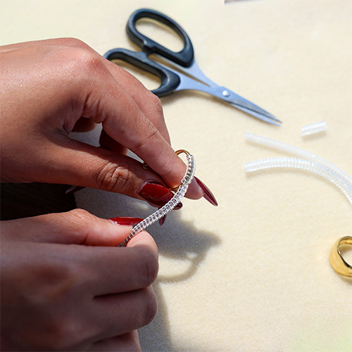 Rvs ringen combineren en passend maken met de ringverkleiner